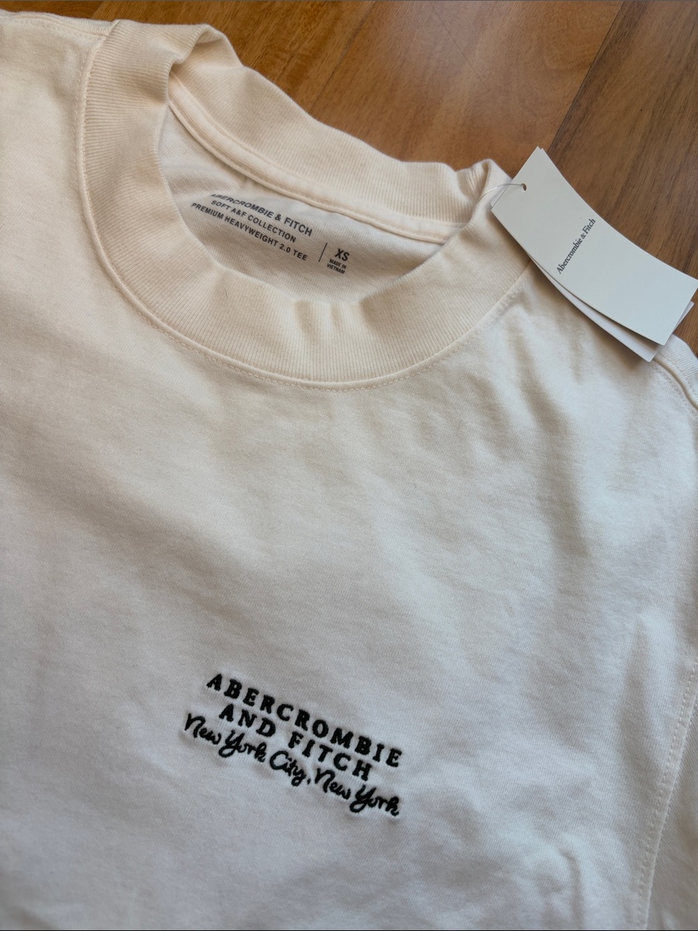 Abercrombie and Fitch New York City shirt XS A&F NYC Premium Heavyweight 2.0 Tee